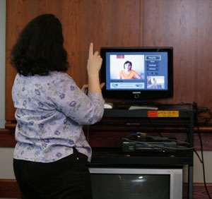 Computer class for Deaf adults.