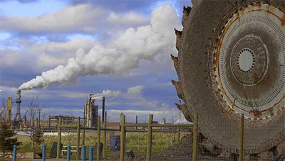 H2Oil documentary presented by Cinema Politica.